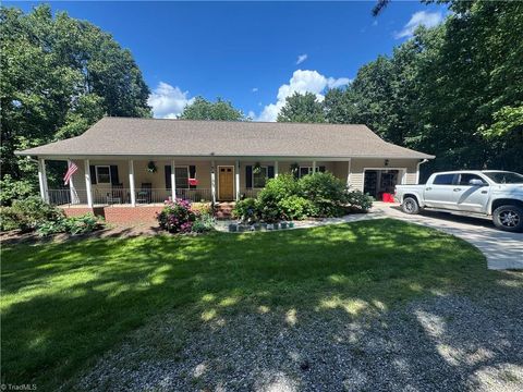 Single Family Residence in Hays NC 1346 Overland Trail.jpg