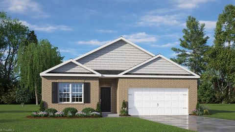 Single Family Residence in Lexington NC 5553 Old Salisbury Road.jpg