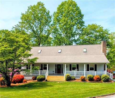 Single Family Residence in Advance NC 151 McGee Court.jpg