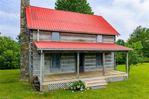 Single Family Residence in Ennice NC 45 Bailey Road.jpg