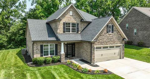 Single Family Residence in Thomasville NC 413 Freemont Drive.jpg