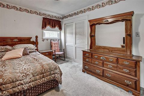 Single Family Residence in Asheboro NC 2308 Lambert Drive 14.jpg