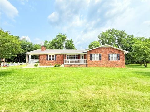 Single Family Residence in Hays NC 4750 Rock Creek Road.jpg