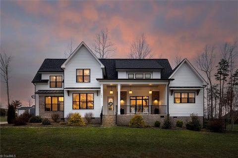 Single Family Residence in Advance NC 144 Arrow Glenn Court.jpg