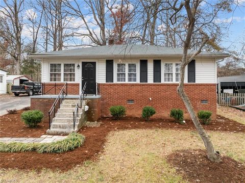 Single Family Residence in Asheboro NC 822 Glenwood Road.jpg