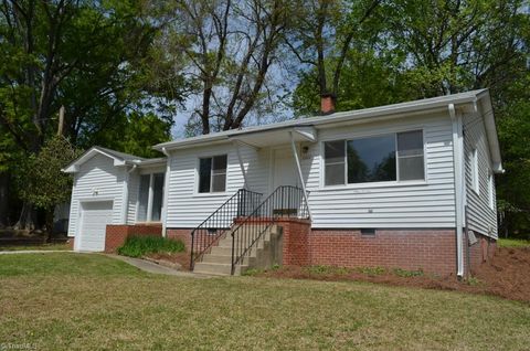 Single Family Residence in Greensboro NC 2202 Kery Drive.jpg