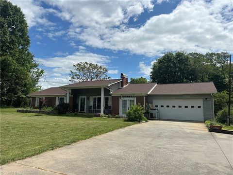 Single Family Residence in Hays NC 704 Oak Ridge Church Road.jpg