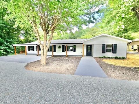 Single Family Residence in Lexington NC 1760 Warf Road.jpg