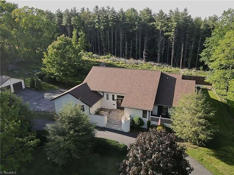Single Family Residence in Glade Valley NC 252 Deer Run.jpg