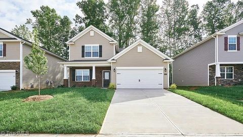 Single Family Residence in Greensboro NC 5125 Reedy Fork School Road.jpg