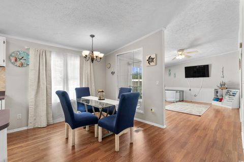 Manufactured Home in Myrtle Beach SC 953 Wayland Circle 32.jpg