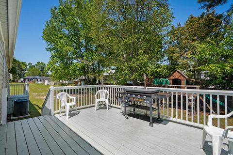 Manufactured Home in Myrtle Beach SC 953 Wayland Circle 22.jpg