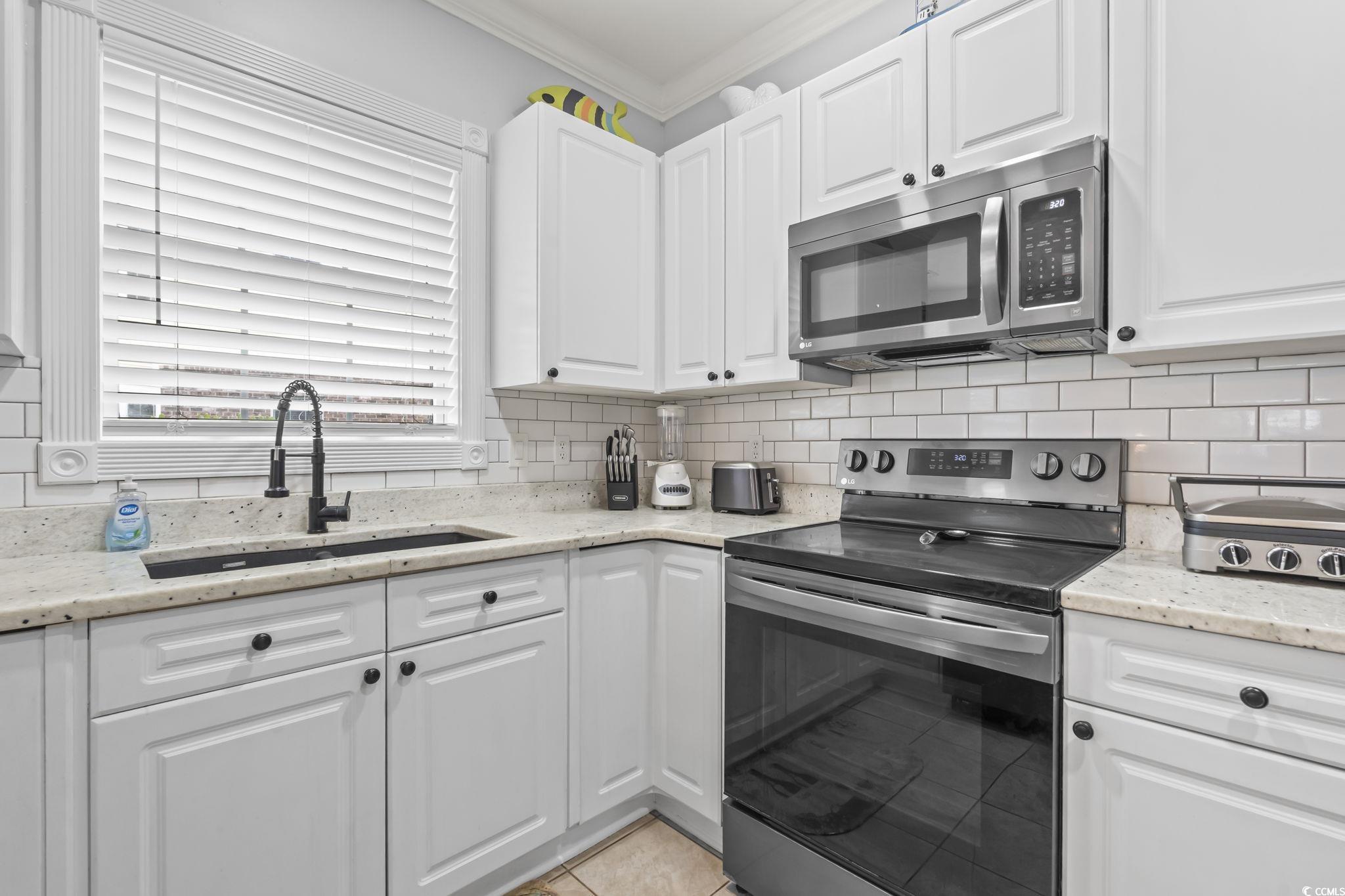 Condominium in Myrtle Beach SC 4887 Luster Leaf Circle #105 27.jpg