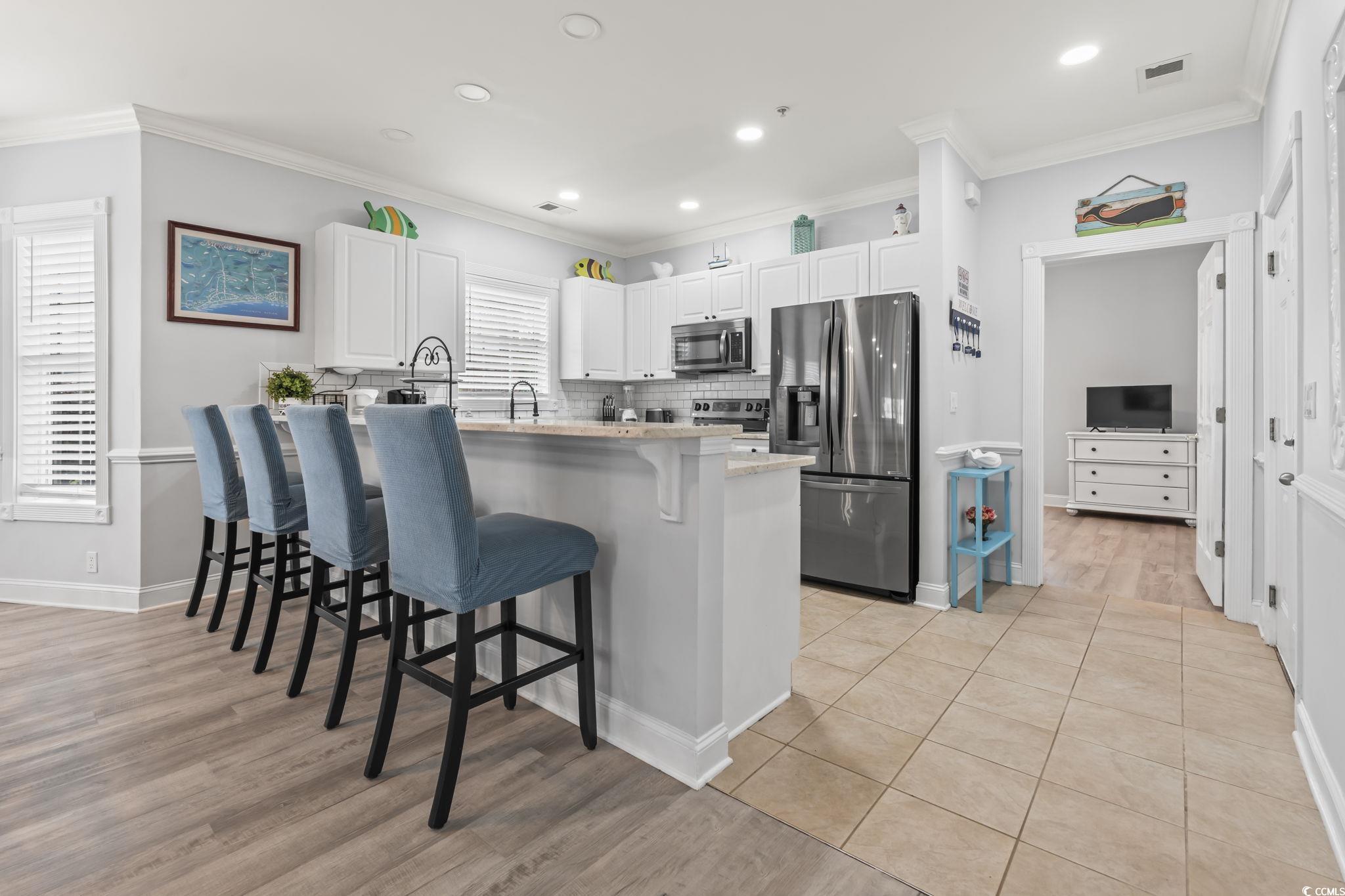 Condominium in Myrtle Beach SC 4887 Luster Leaf Circle #105 7.jpg