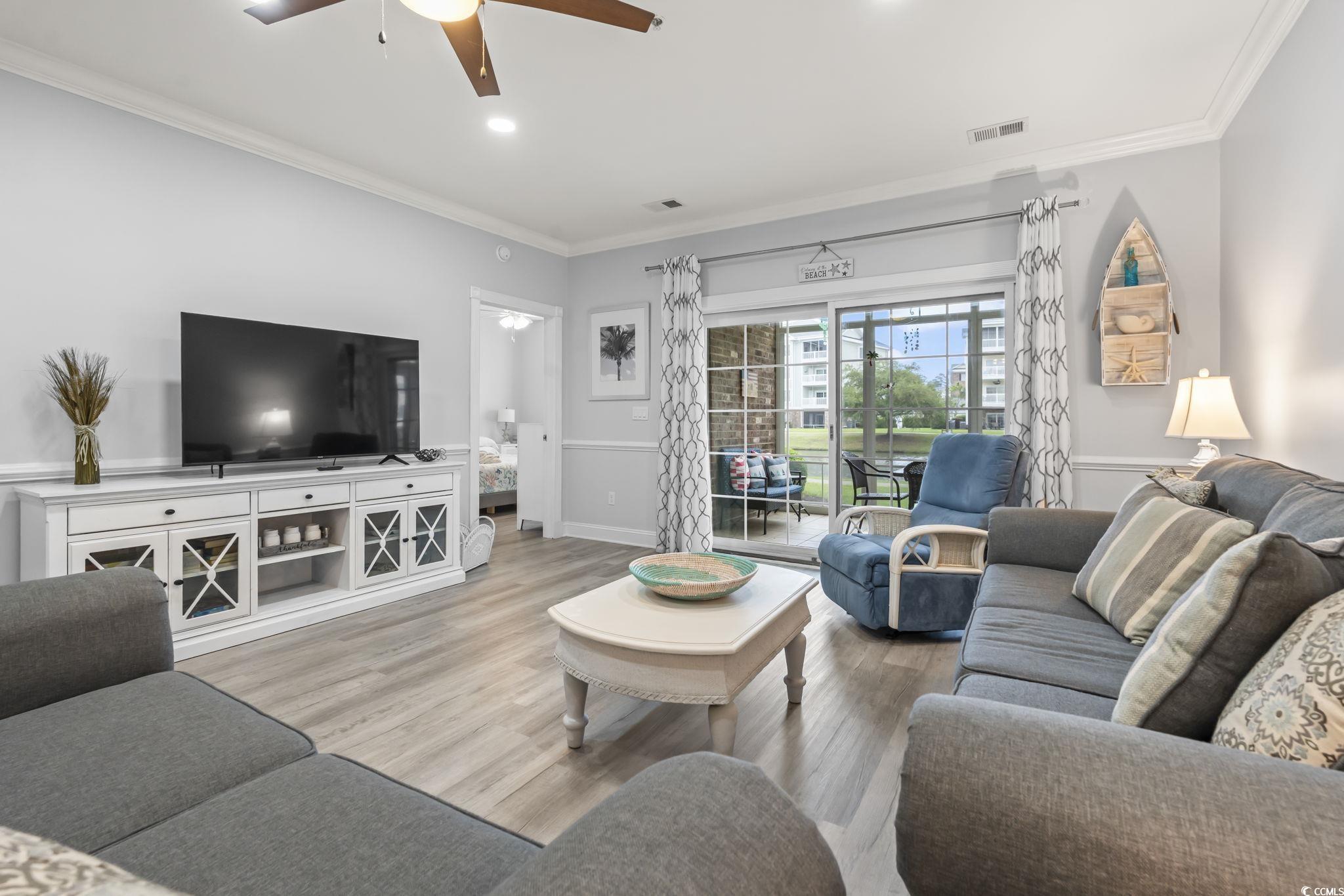 Condominium in Myrtle Beach SC 4887 Luster Leaf Circle #105 13.jpg