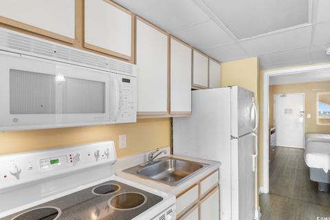 Condominium in Myrtle Beach SC 2000 Ocean Blvd. N Blvd #PH11 7.jpg