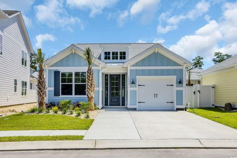 Single Family Residence in Calabash NC 1533 Coastal Cove Ln.jpg