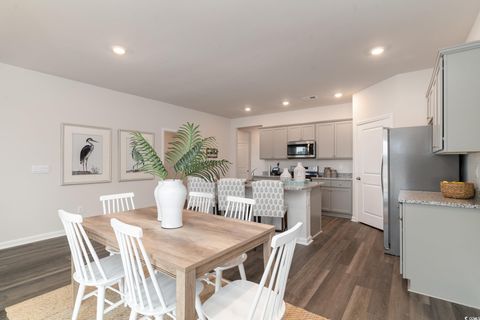 Single Family Residence in Ash NC 1245 Woodhouse Dr 6.jpg