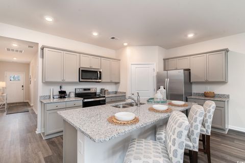 Single Family Residence in Ash NC 1245 Woodhouse Dr 2.jpg