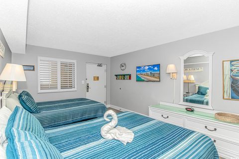 Condominium in Myrtle Beach SC 2000 N Ocean Blvd #PH 15 9.jpg