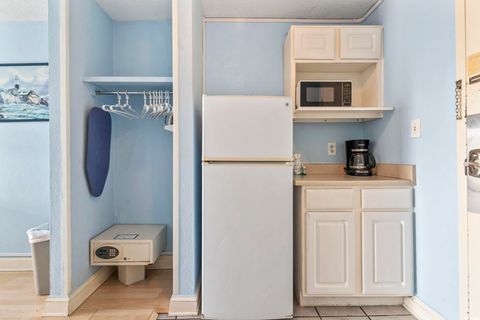 Condominium in Myrtle Beach SC 1207 S Ocean Blvd #51312 14.jpg
