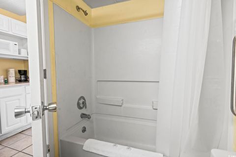Condominium in Myrtle Beach SC 1207 S Ocean Blvd #51001 15.jpg
