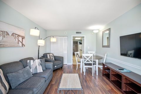 Condominium in Myrtle Beach SC 2000 N Ocean Blvd #1612 8.jpg