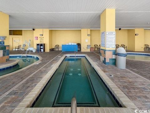 Condominium in Myrtle Beach SC 2000 N Ocean Blvd #1612 13.jpg