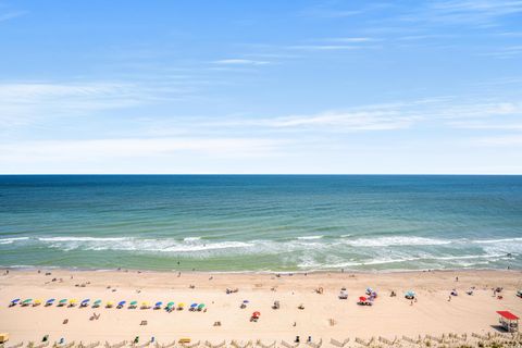 Condominium in Myrtle Beach SC 2000 N Ocean Blvd #1612 10.jpg