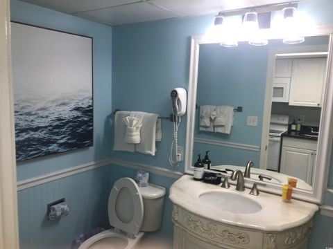 Condominium in Myrtle Beach SC 2000 N Ocean Blvd #1612 19.jpg