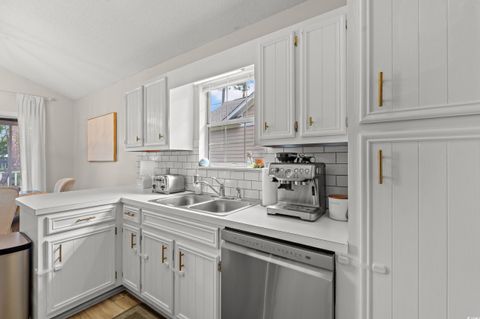 Single Family Residence in Little River SC 890 Knoll Dr 15.jpg