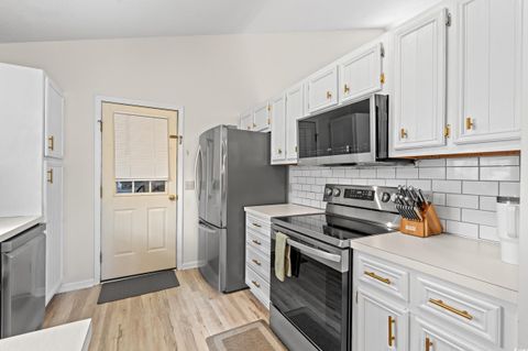 Single Family Residence in Little River SC 890 Knoll Dr 14.jpg