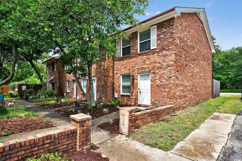 Townhouse in North Myrtle Beach SC 709 26th Ave. S Ave #M.jpg