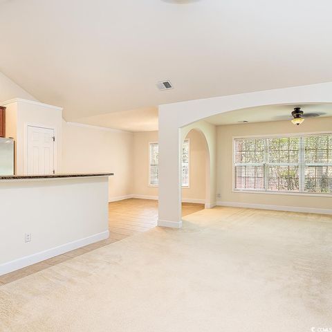 Single Family Residence in Myrtle Beach SC 364 Vesta Dr 6.jpg