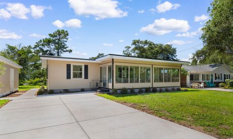 Single Family Residence in North Myrtle Beach SC 409 14th Ave. S Ave.jpg
