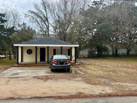 Single Family Residence in Myrtle Beach SC 901 4th Ave. N Ave 1.jpg