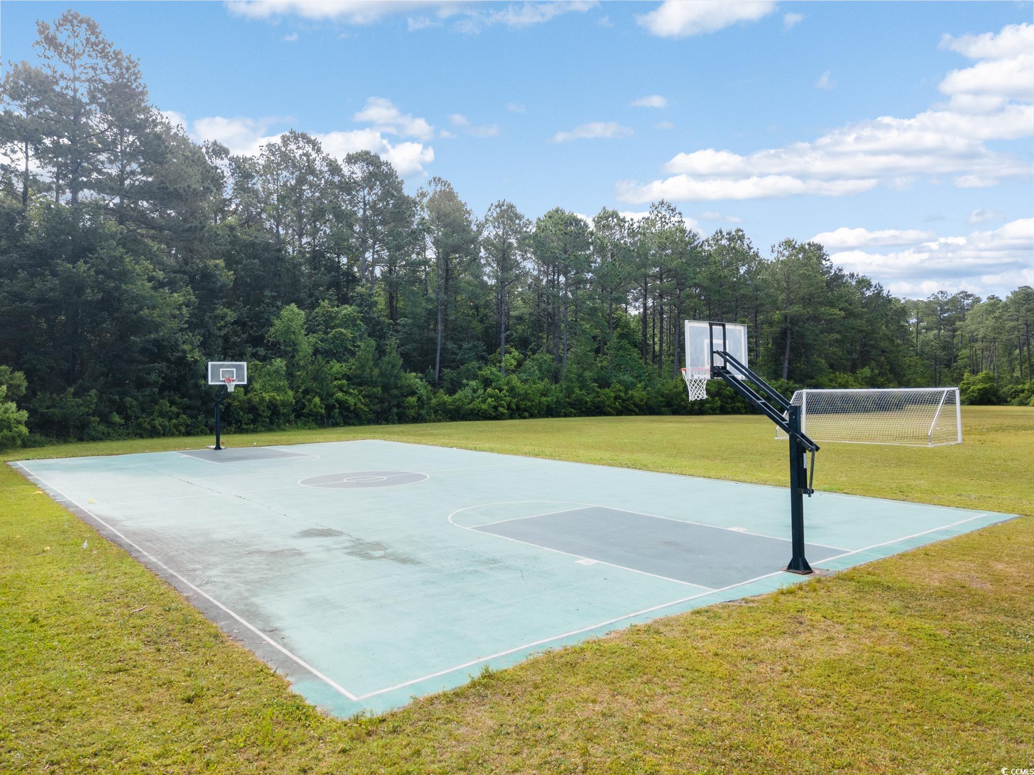 Single Family Residence in Myrtle Beach SC 1097 Stoney Falls Blvd 31.jpg