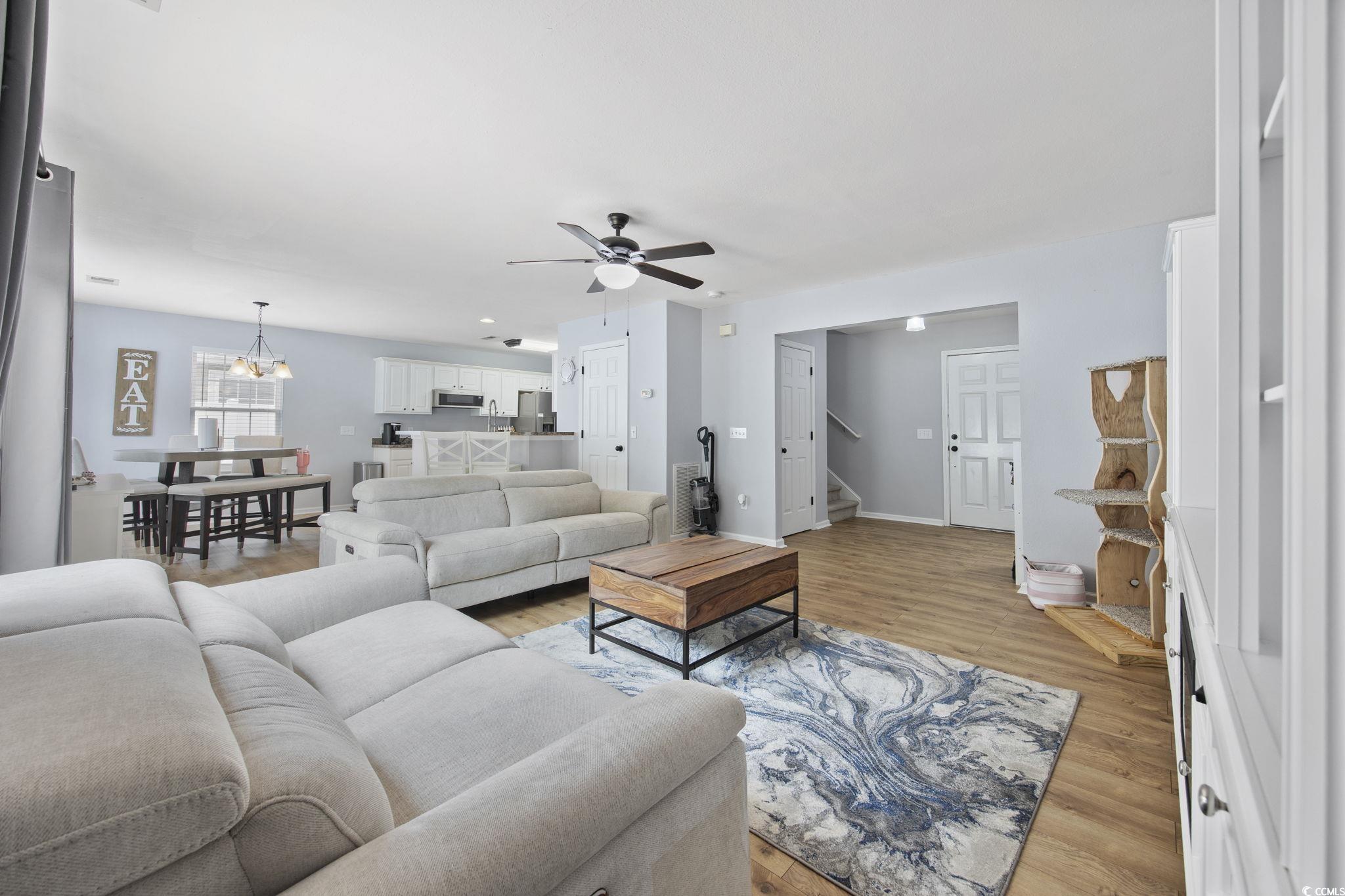 Single Family Residence in Myrtle Beach SC 1097 Stoney Falls Blvd 13.jpg