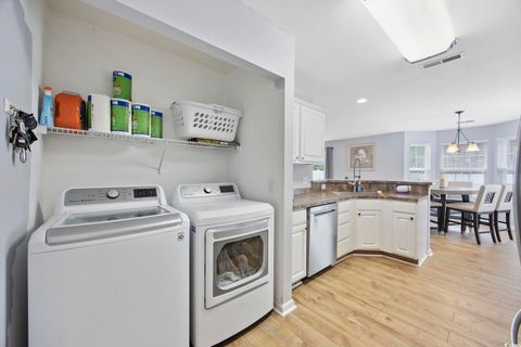 Single Family Residence in Myrtle Beach SC 1097 Stoney Falls Blvd 15.jpg