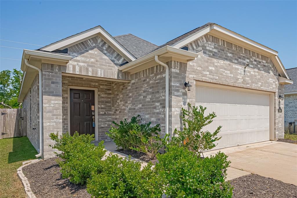 31614 Heguy Pass, Fulshear, TX 77441 photo