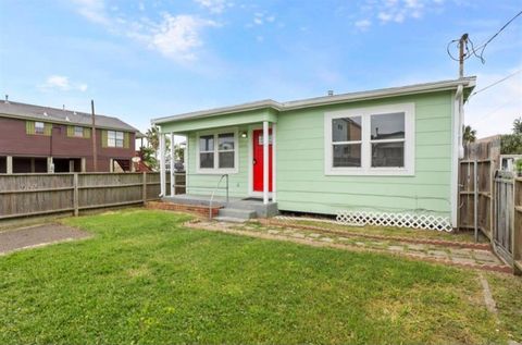 Multi Family in Galveston TX 2112 Victory Street.jpg