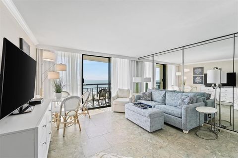 Condominium in Galveston TX 5220 Seawall Boulevard.jpg