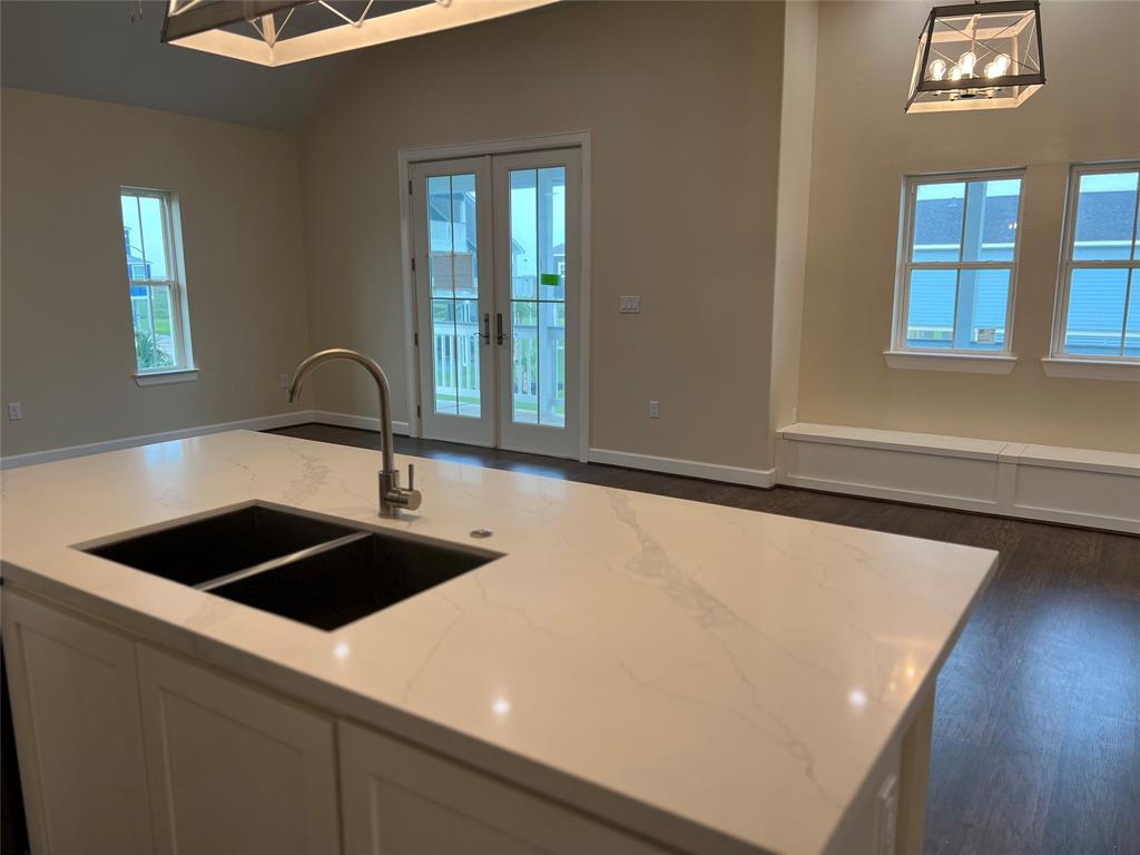 4002 Mendocino, Galveston, TX 77554 photo
