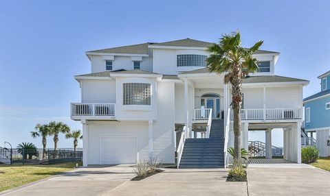 Single Family Residence in Galveston TX 11811 Sunbather Lane.jpg