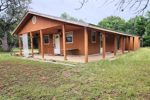 Single Family Residence in Bandera TX 1177 Old Hondo Highway 25.jpg