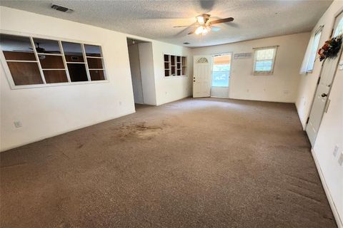 Single Family Residence in Bandera TX 1177 Old Hondo Highway 4.jpg