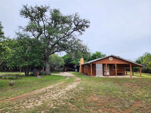 Single Family Residence in Bandera TX 1177 Old Hondo Highway.jpg