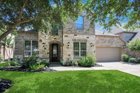 Single Family Residence in Houston TX 17707 Eavesdown Court.jpg