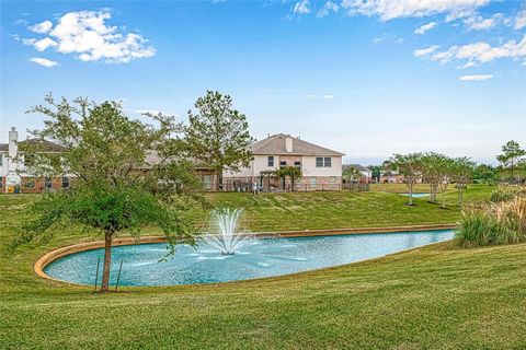 Single Family Residence in Richmond TX 1222 WATERMOON TRL.jpg