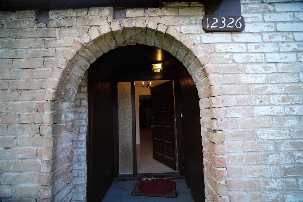 12326 Bexley Dr, Houston, TX 77099 photo